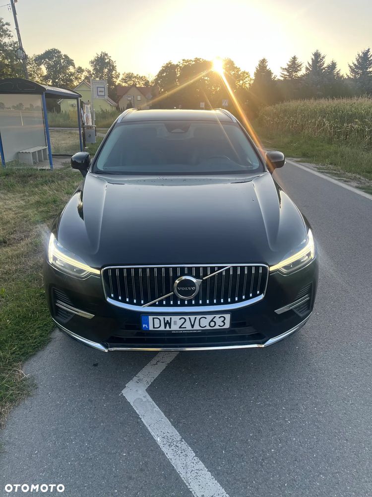 Volvo XC 60 B5 B AWD Momentum Pro - 4