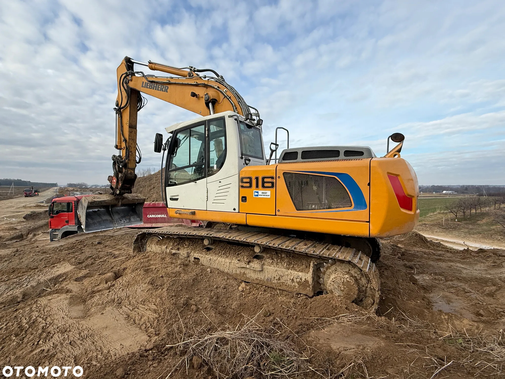 Liebherr 916 - 2