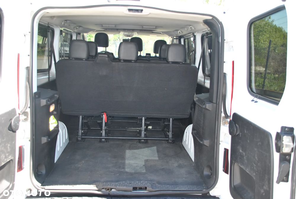 Opel Vivaro L2H1 2,9t Elegance - 13