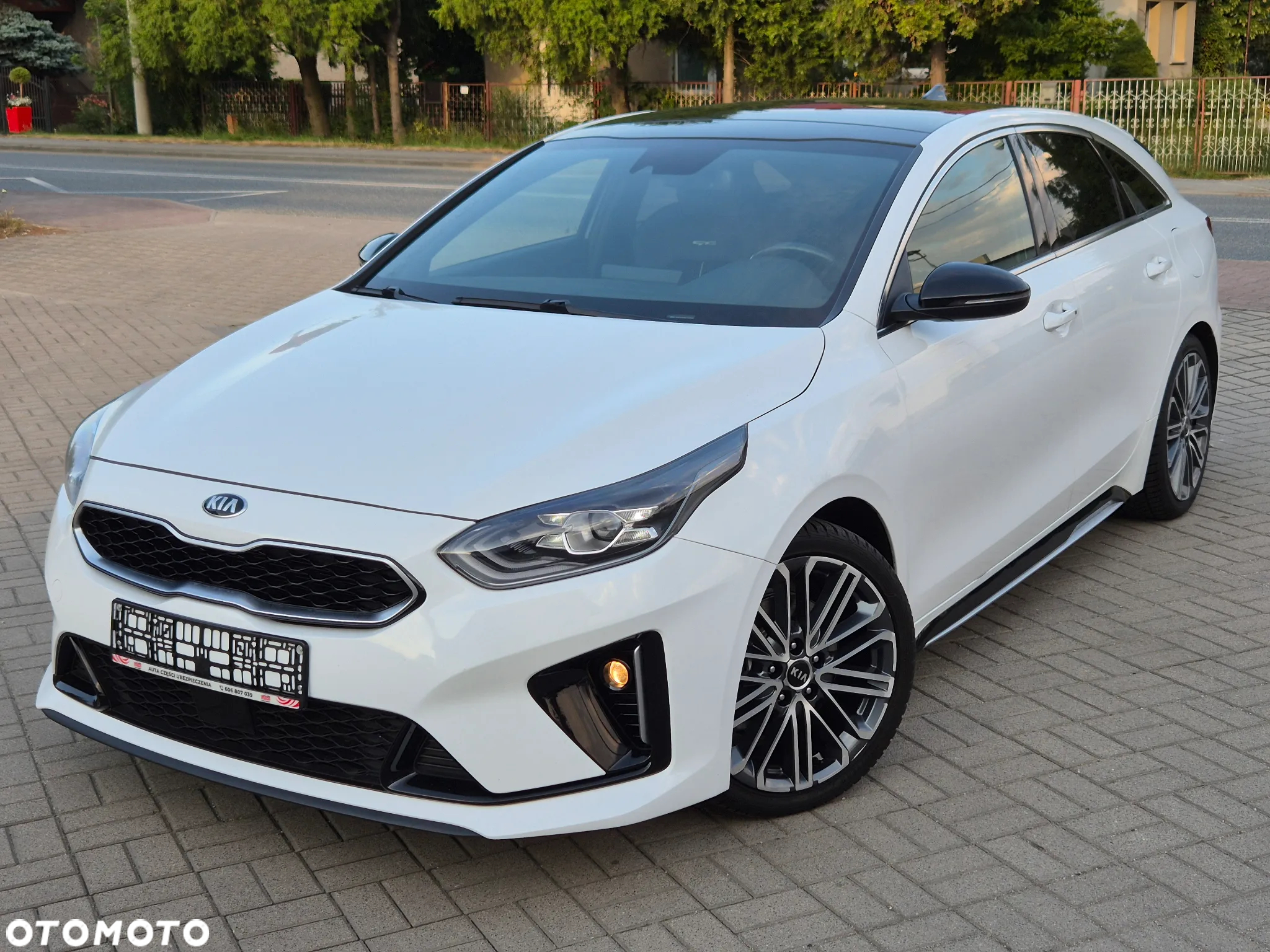 Kia ProCeed 1.5 T-GDI GT Line DCT - 2