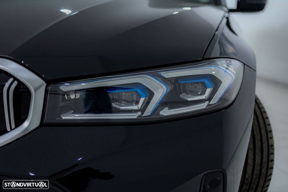 BMW 320 d xDrive Aut. M Sport - 12