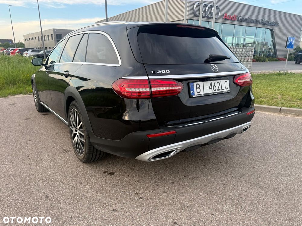 Mercedes-Benz Klasa E 200 4-Matic All-Terrain Exclusive - 4