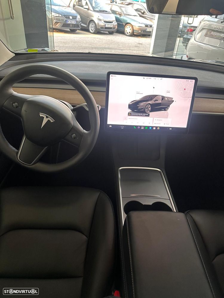 Tesla Model 3 Long-Range RWD - 10