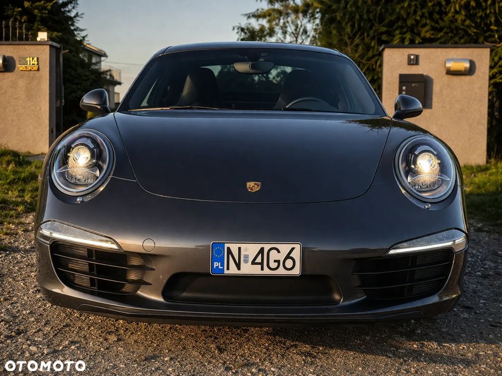 Porsche 911 Carrera PDK - 18