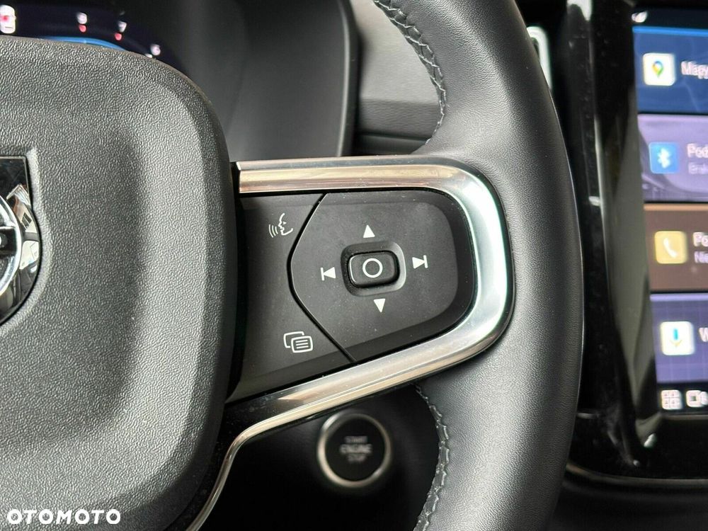Volvo XC 40 B3 Plus Bright - 18