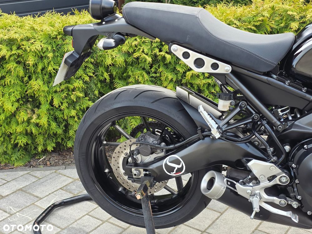 Yamaha XSR - 9