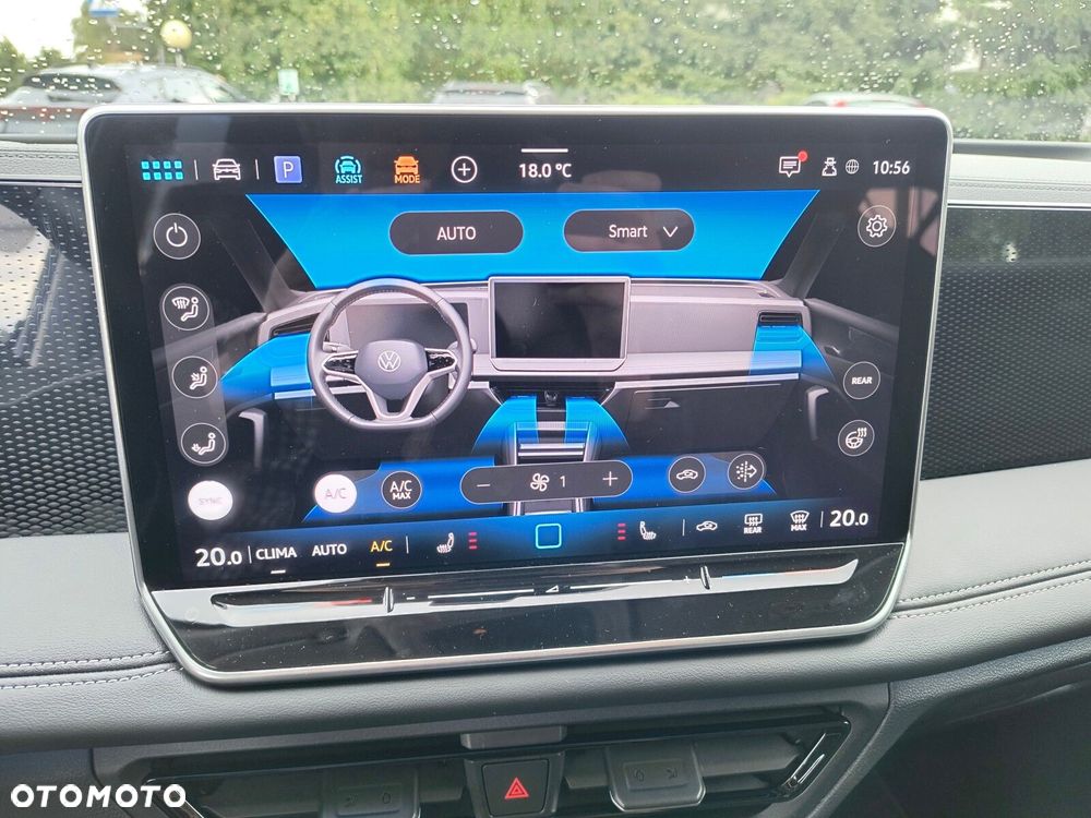 Volkswagen Tiguan - 32