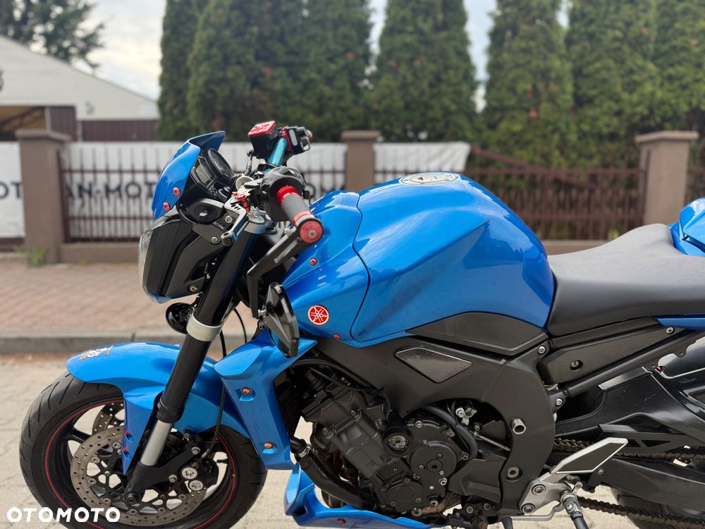 Yamaha FZ - 20