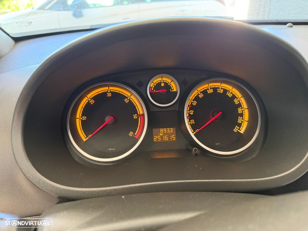 Opel Corsa 1.3 CDTI Black Edition - 10