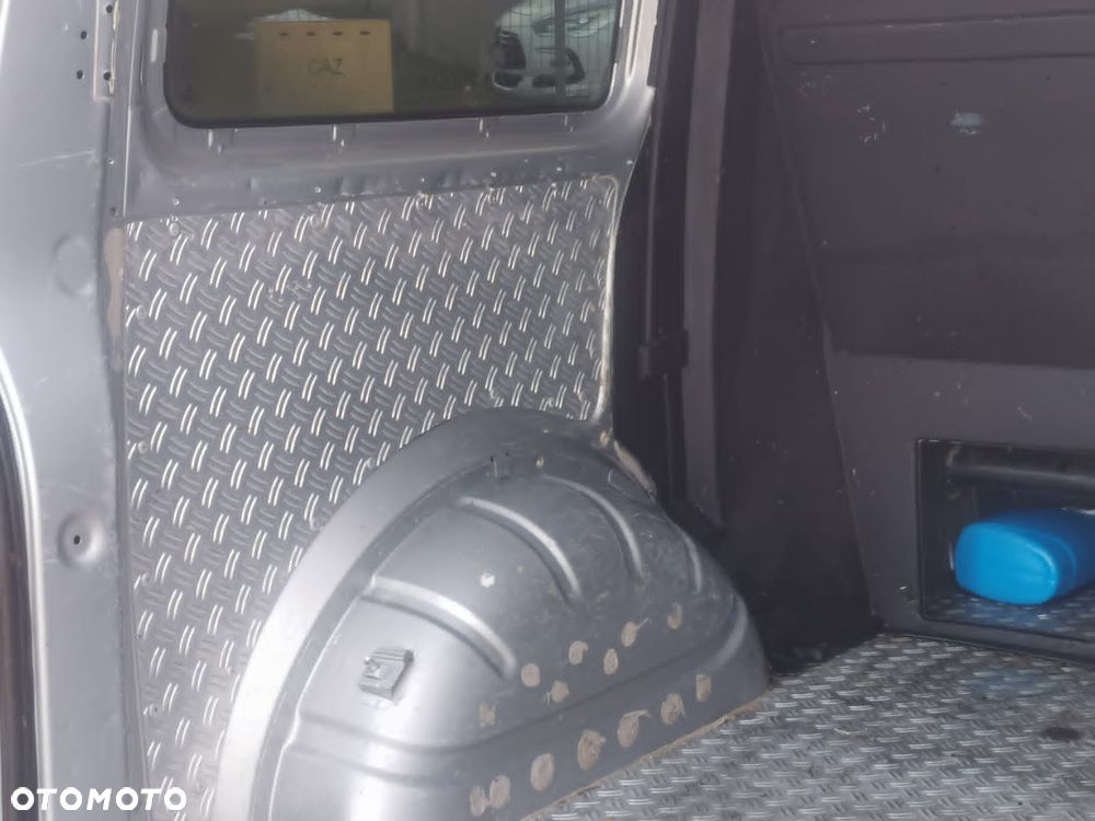 Volkswagen Caravella 6 osobowa holenderka - 15