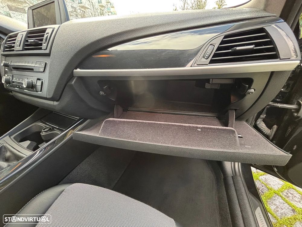 BMW 116 d EfficientDynamics - 17