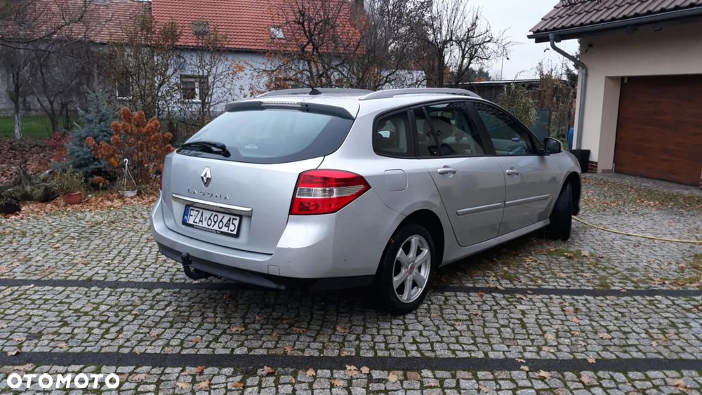 Renault Laguna 1.5 dCi Authentique - 8