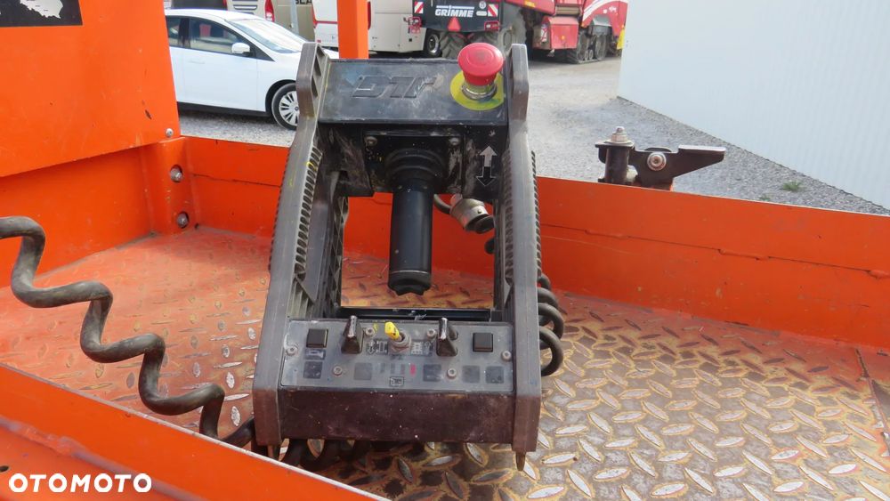 JLG 2032ES - 8