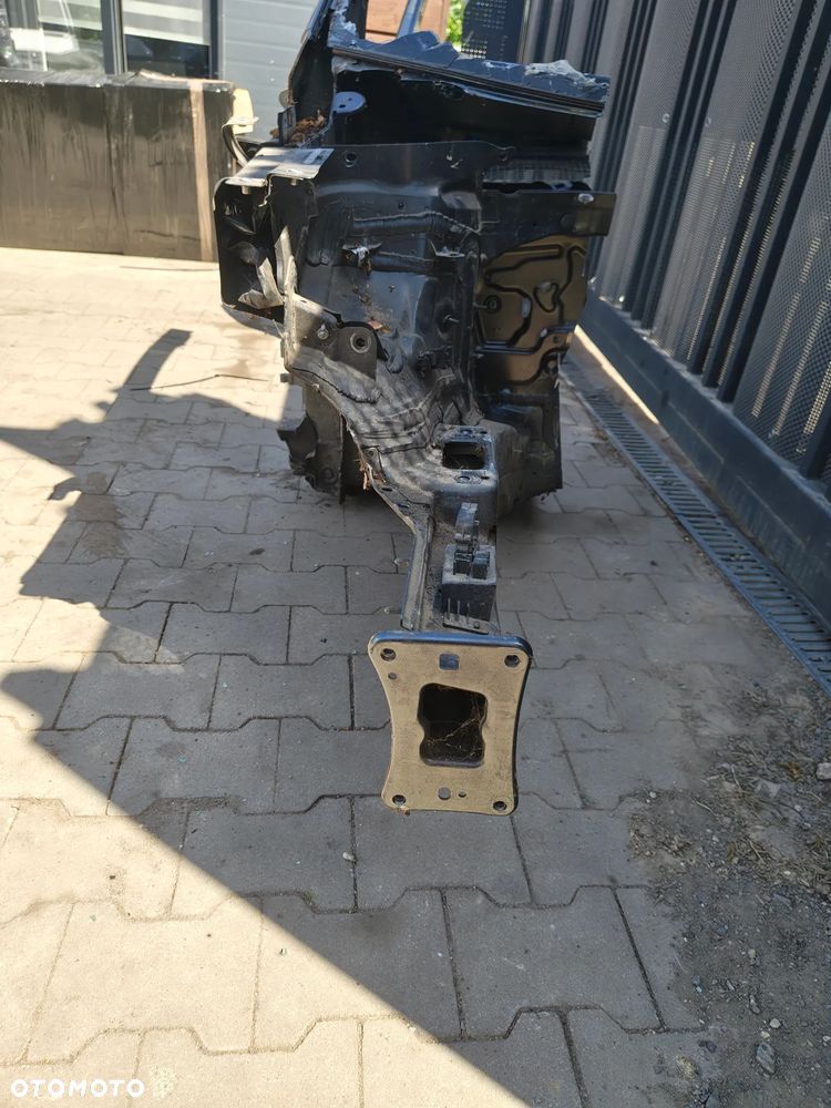 Skoda KAROQ ćwiartka prawy przód - 2