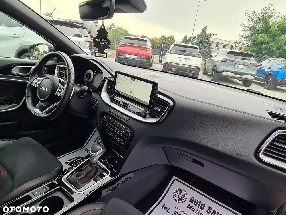 Kia Ceed 1.6 T-GDI GT DCT - 34