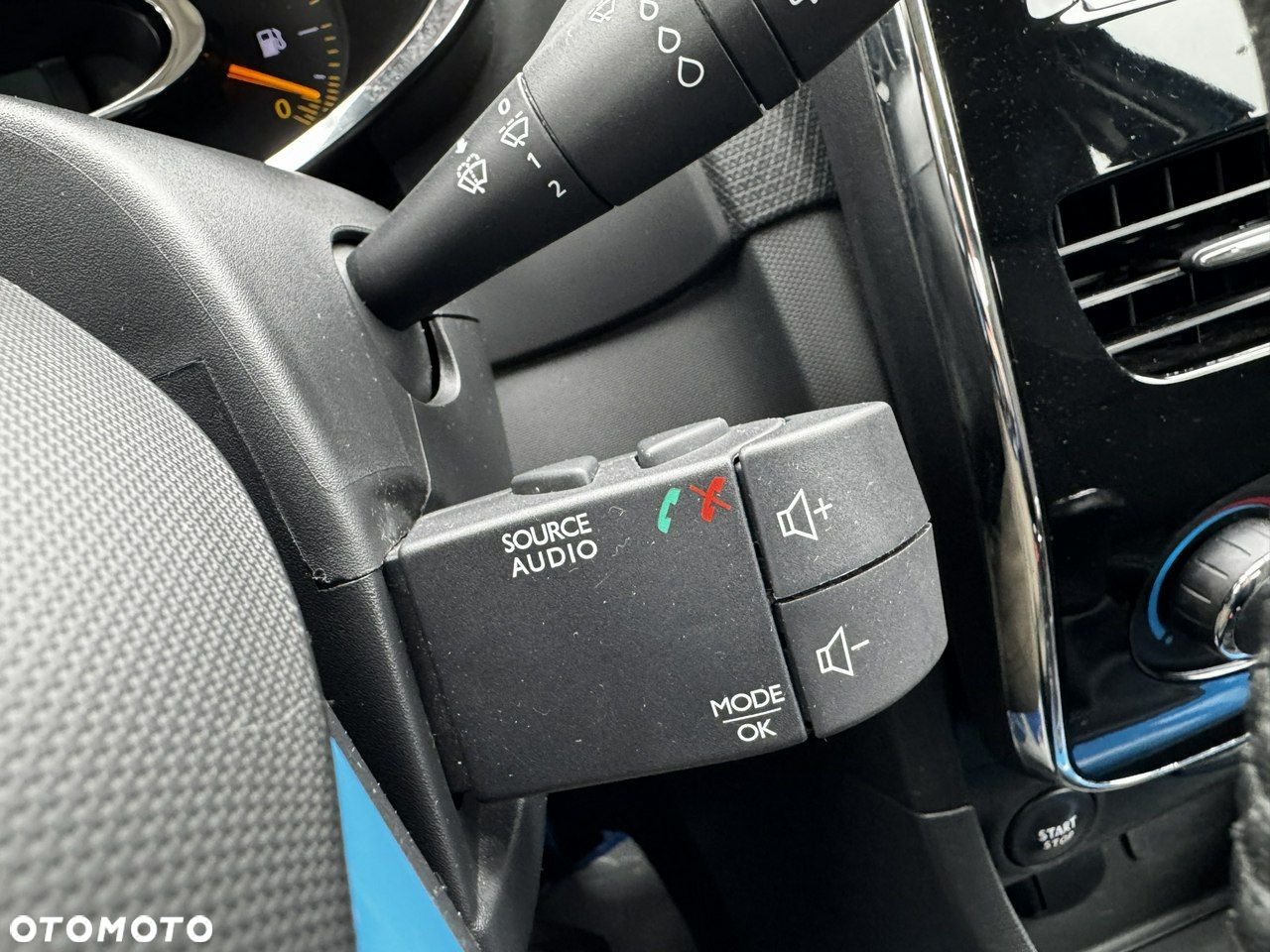 Renault Clio TCe 90 Luxe - 18