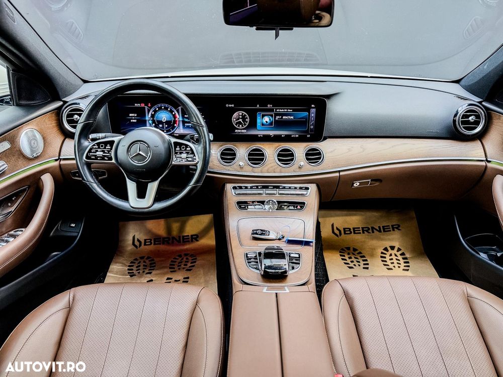 Mercedes-Benz E 300 9G-TRONIC AMG Line - 18
