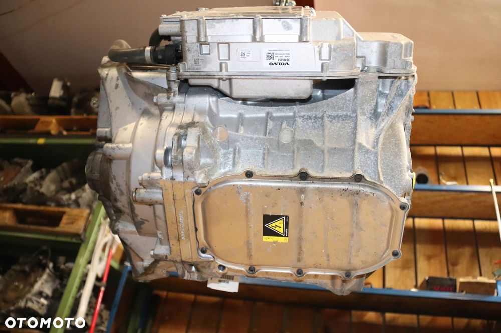 volvo xc40 c40 silnik elektryczny most erad 36003825, p1216773, p32415361 - 12