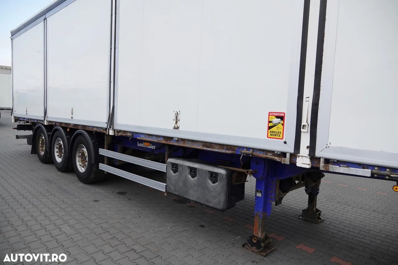 LeciTrailer CONTAINER / LADĂ / LATERALE DESCHISE / PLATĂ PUTERNICĂ PENTRU BALINĂ DE PODEA - 10