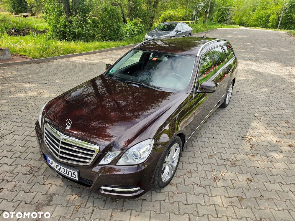Mercedes-Benz Klasa E 250 CDI DPF BlueEFFICIENCY Avantgarde - 11