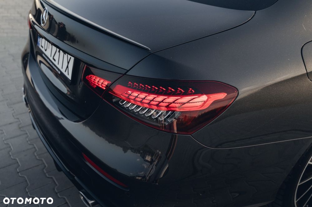 Mercedes-Benz Klasa E AMG 53 4-Matic+ - 11