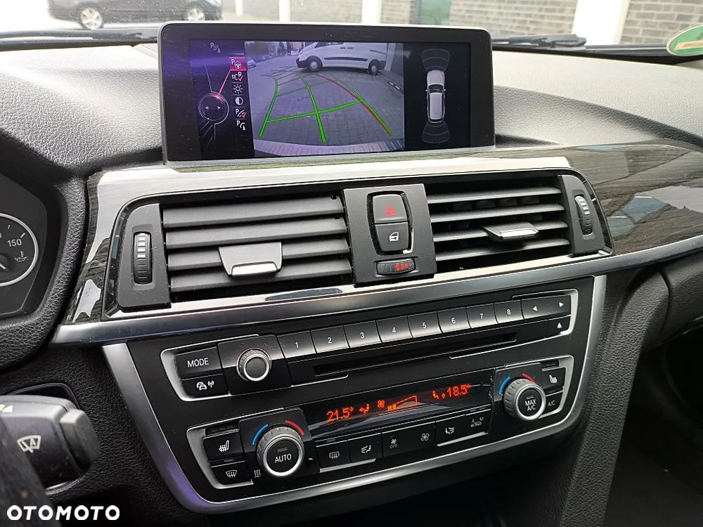 BMW Seria 3 330d Luxury Line - 38