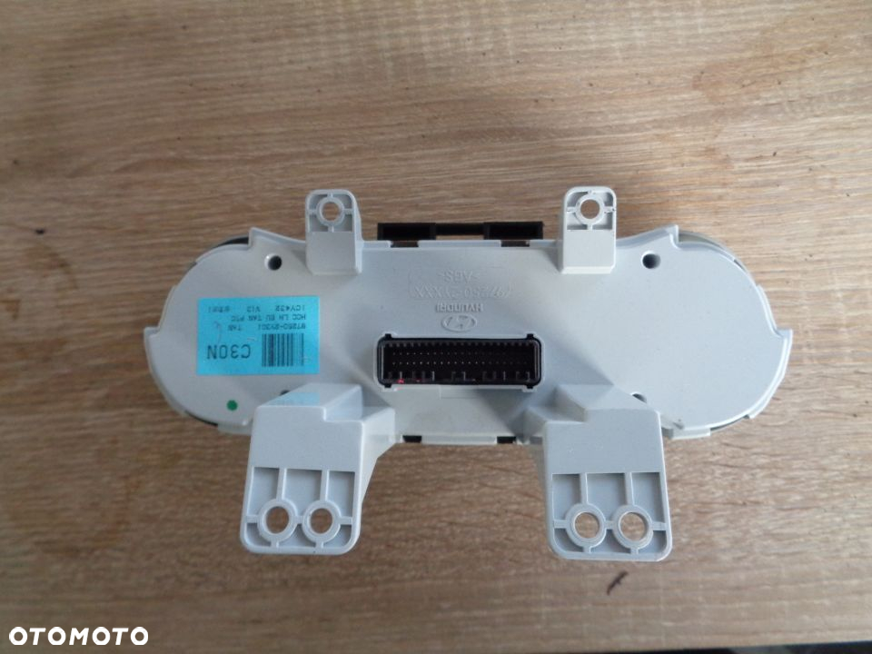HYUNDAI ix35 PANEL KLIMATYZACJI KLIMATRONIK - 2