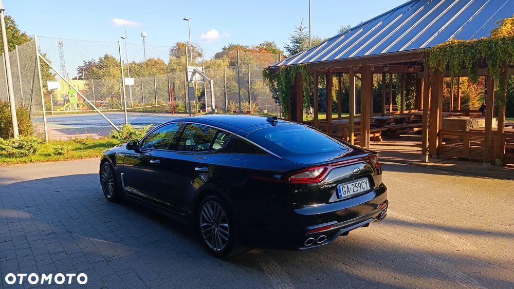 Kia Stinger 2.0 T-GDI GT Line - 11