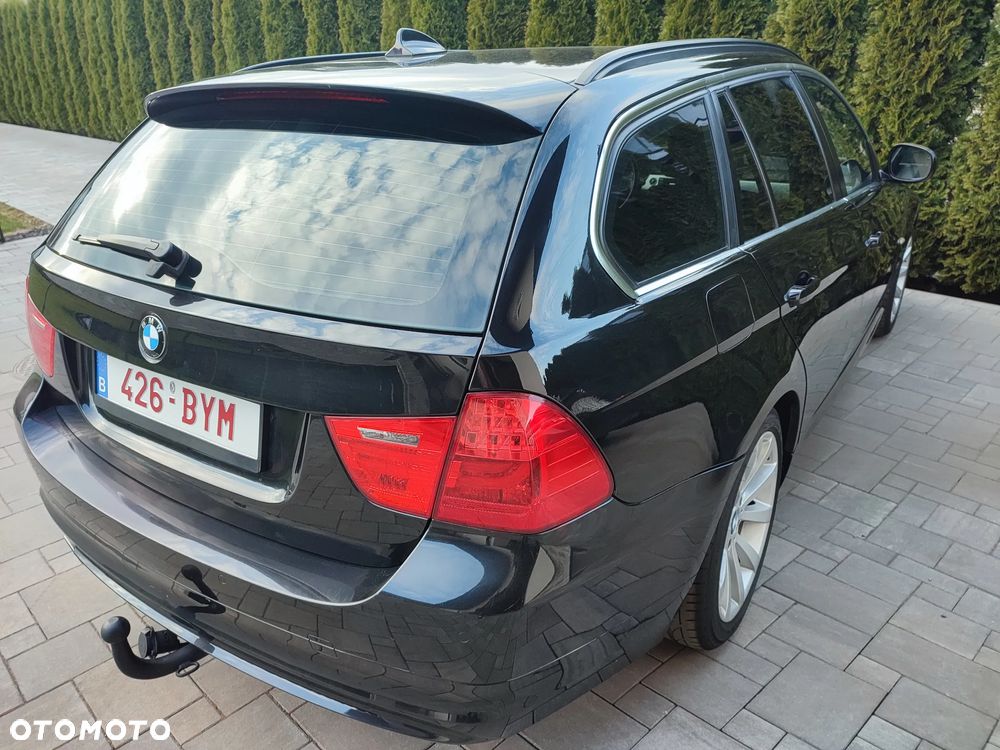 BMW Seria 3 320d - 10