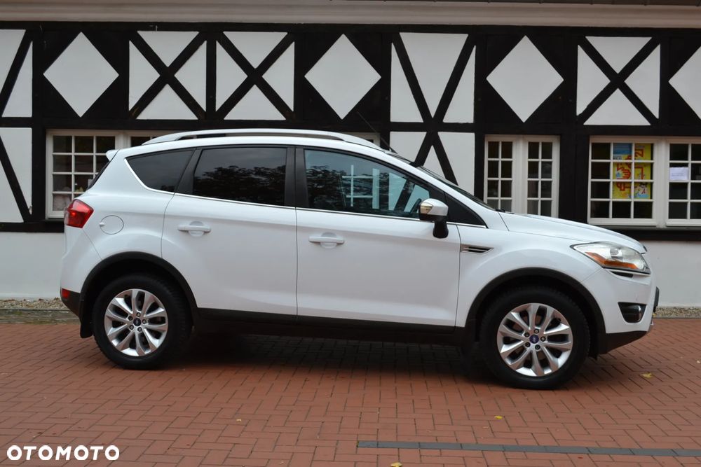 Ford Kuga - 12