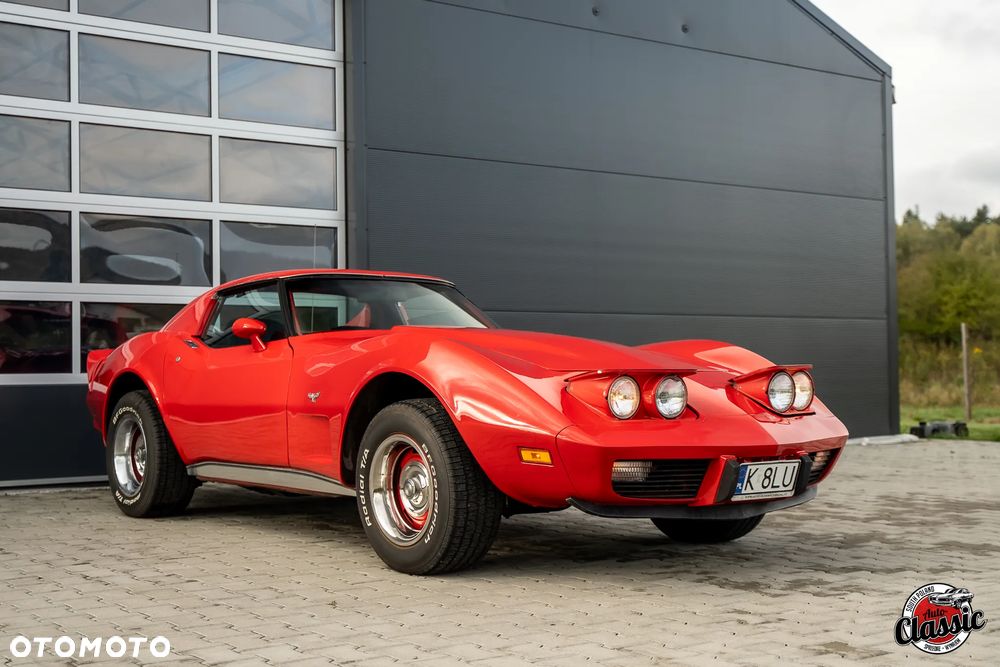 Chevrolet Corvette - 1