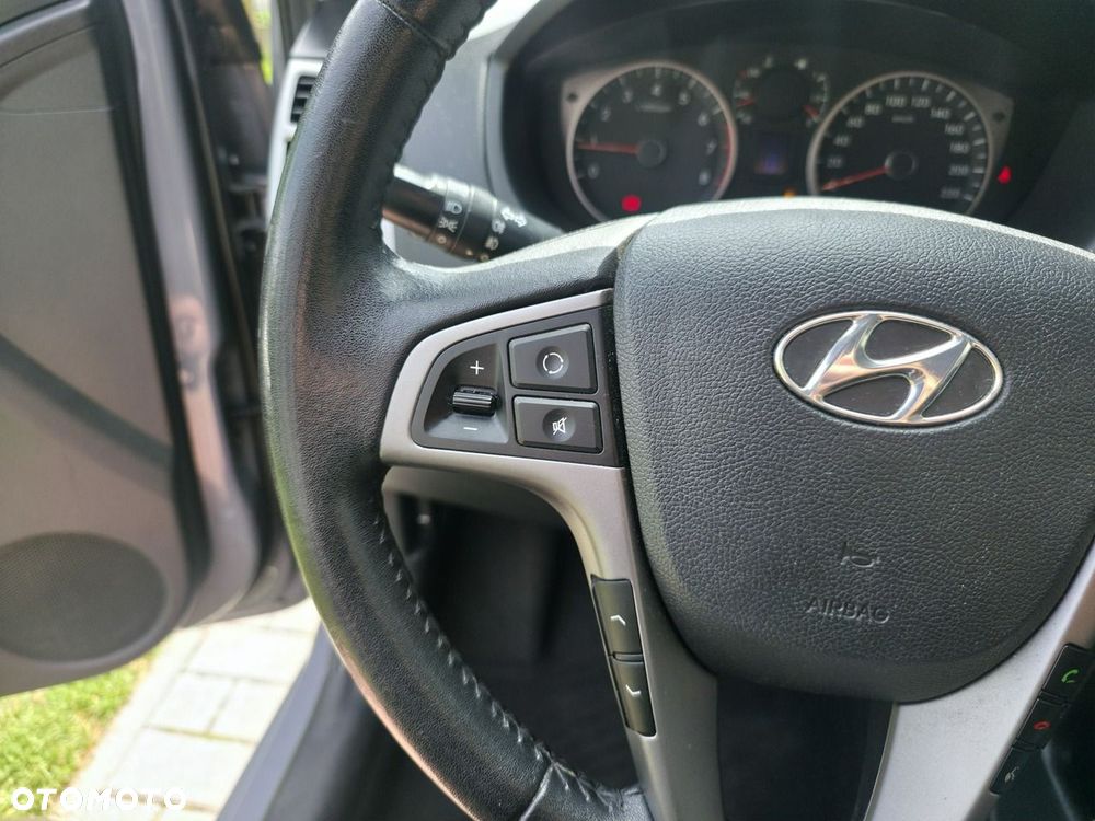 Hyundai i20 - 18
