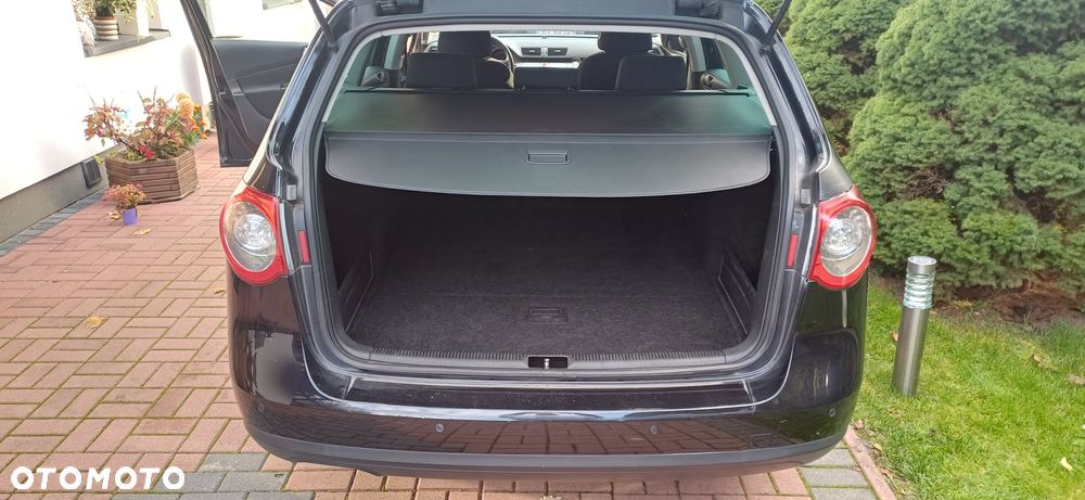 Volkswagen Passat - 10