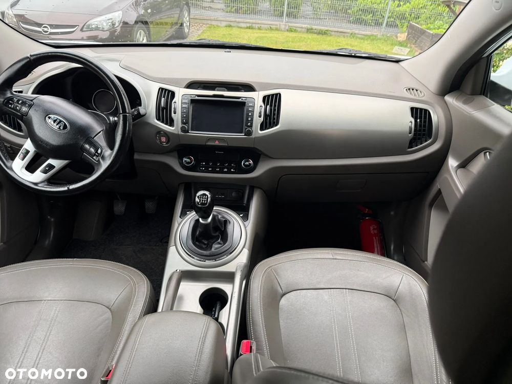 Kia Sportage 2,0 CRDI 2WD Vision - 8