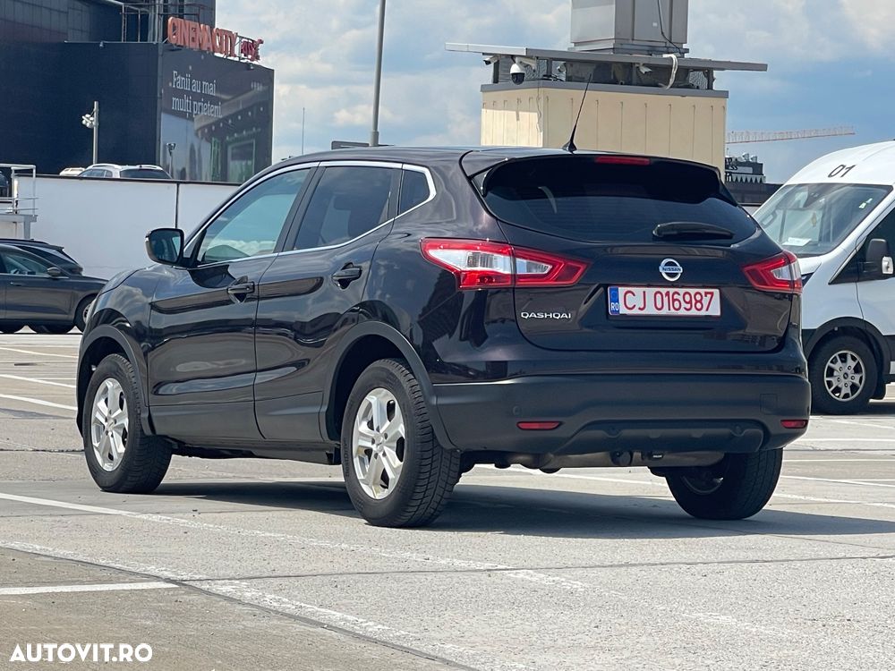 Nissan Qashqai 1.2 DIG-T ACENTA - 6