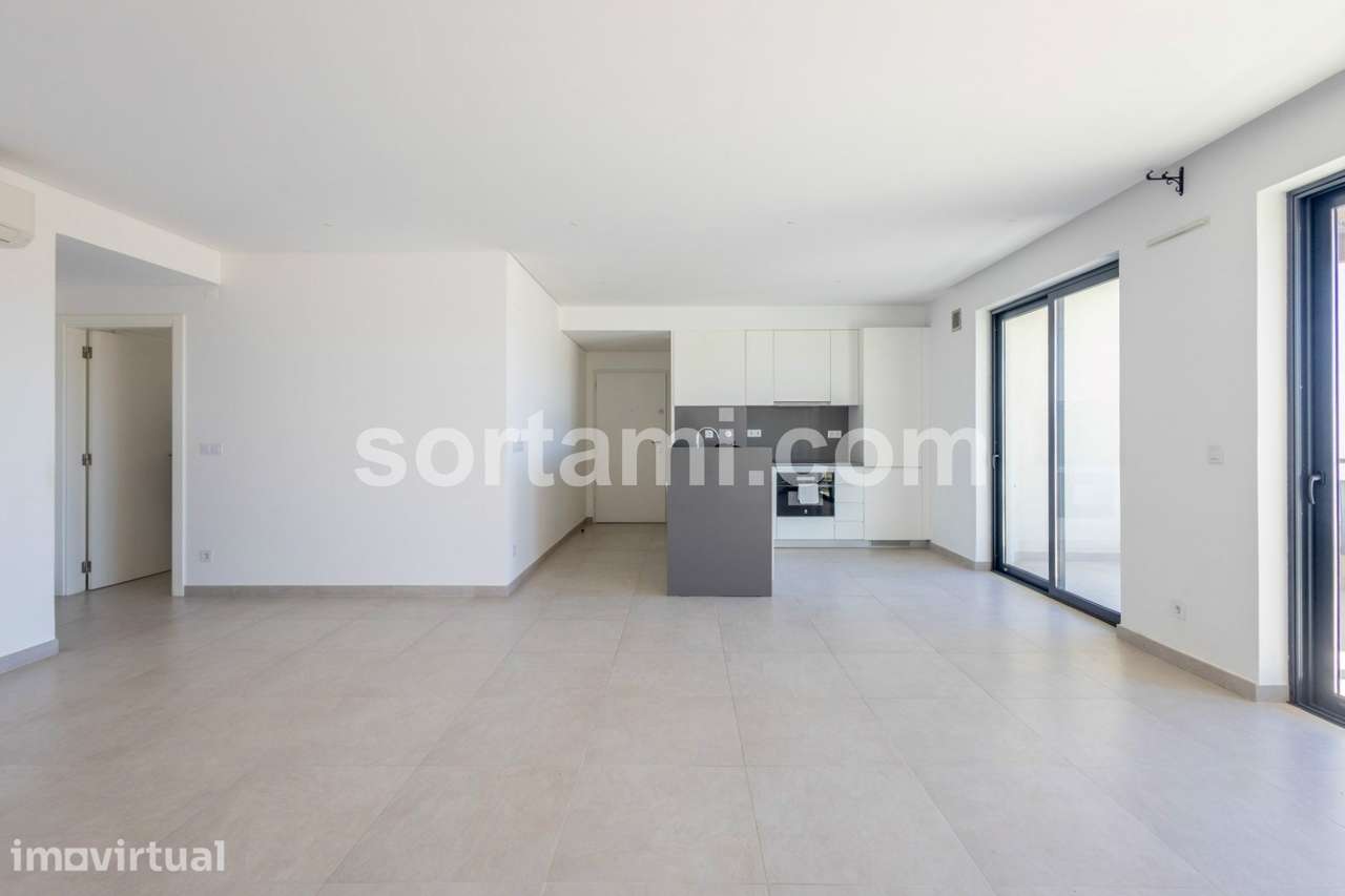 Apartamento T2 Venda em Quarteira,Loulé - Grande imagem: 4/19