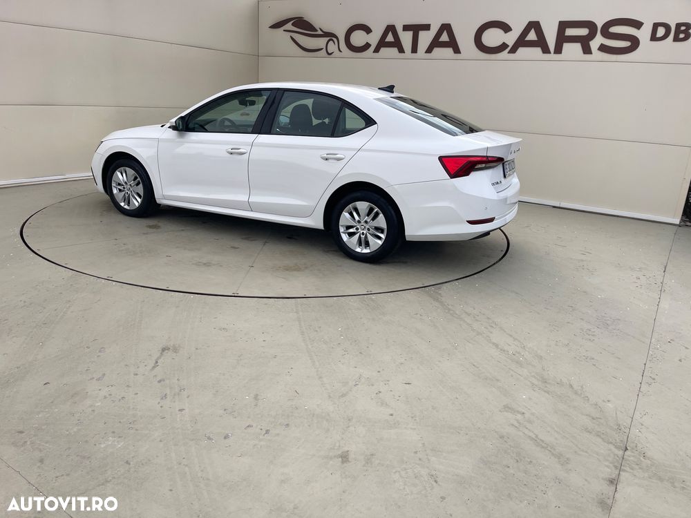 Skoda Octavia 2.0 TDI Ambition - 9