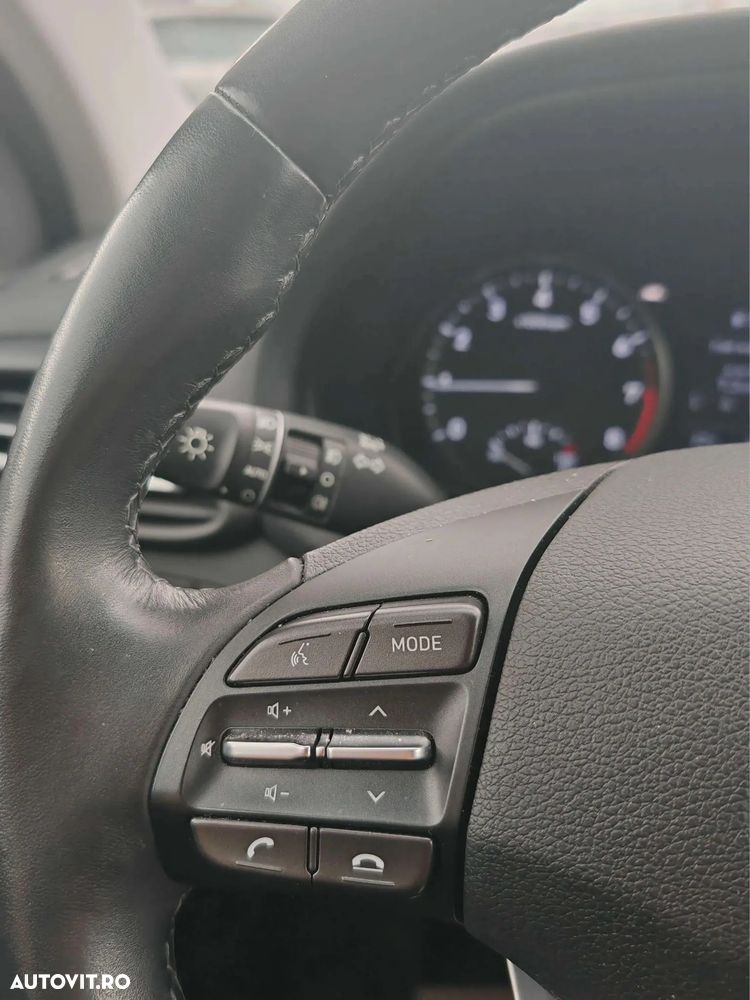 Hyundai i30 1.5 110CP M/T Highway - 18