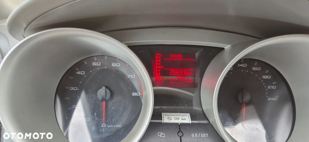 Seat Ibiza 1.4 16V Style - 8
