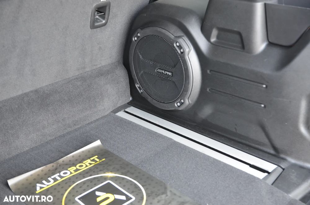 Jeep Wrangler - 30