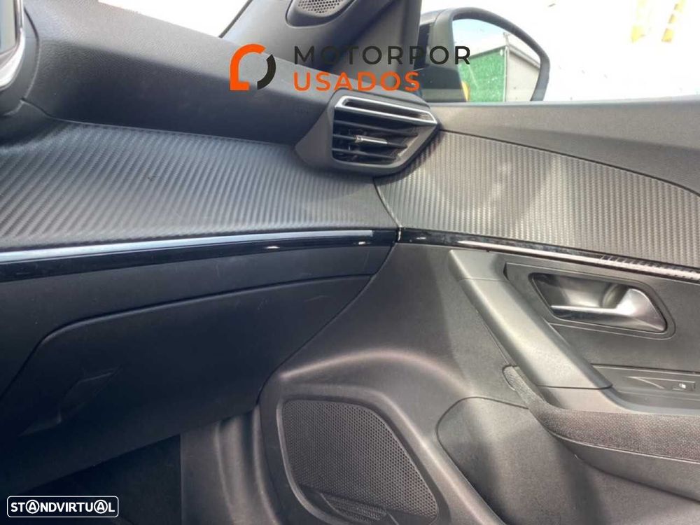 Peugeot 2008 1.2 PureTech Style - 17