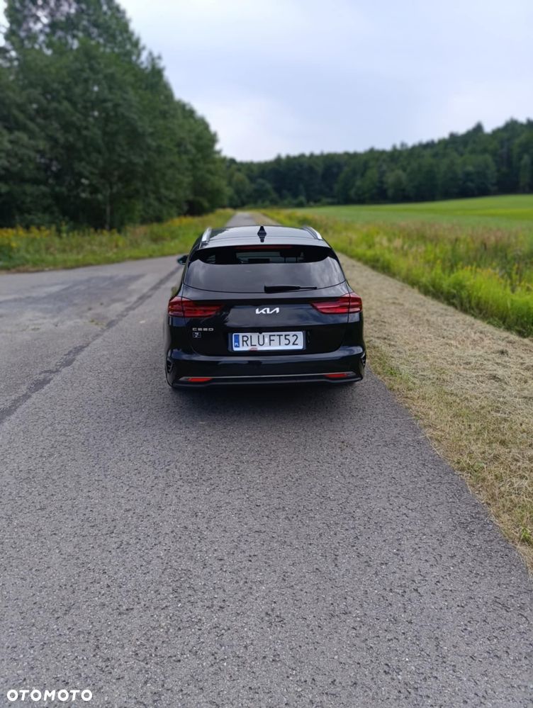 Kia Ceed 1.6 CRDi mHEV Business Line DCT - 15