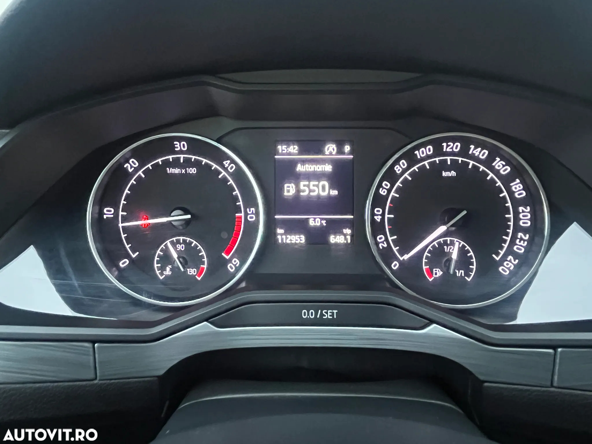 Skoda Superb 2.0 TDI DSG Ambition - 9