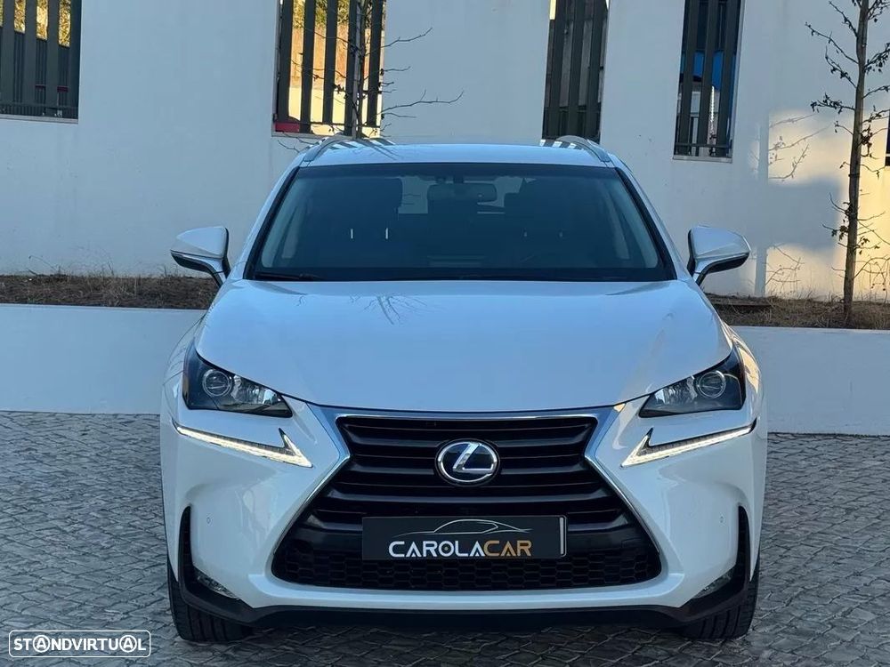 Lexus NX 300h Executive - 3