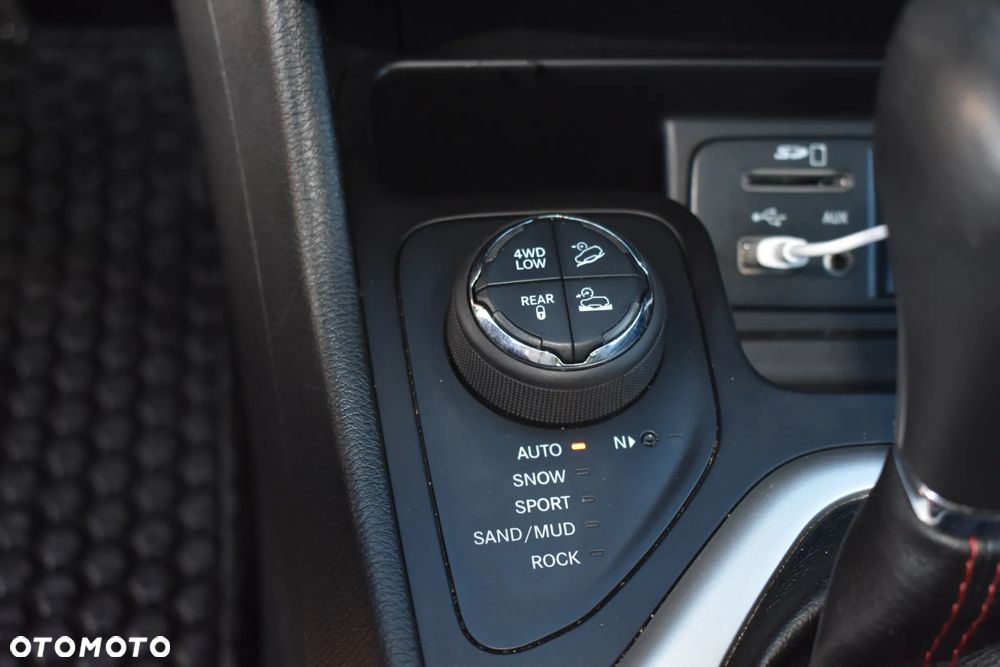 Jeep Cherokee 3.2 V6 Active Drive Lock Trailhawk - 17