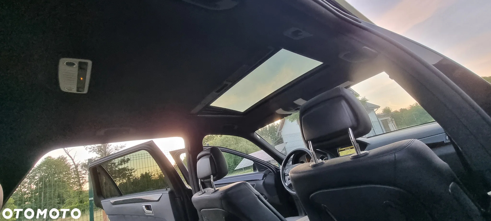 Mercedes-Benz Klasa E 350 CDI 4-Matic BlueEff Avantgarde - 34