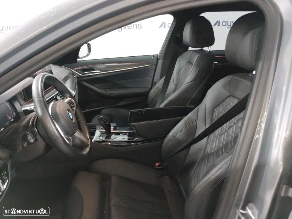 BMW 520 d Pack Desportivo M Auto - 5