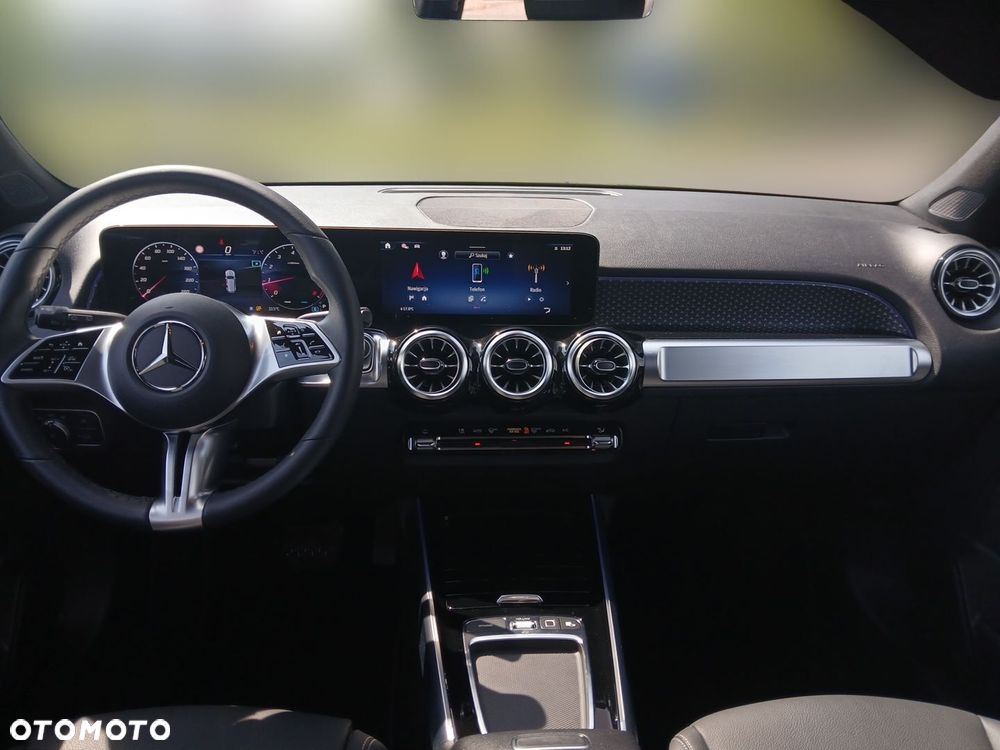 Mercedes-Benz GLB 200 Progressive 7G-DCT - 12
