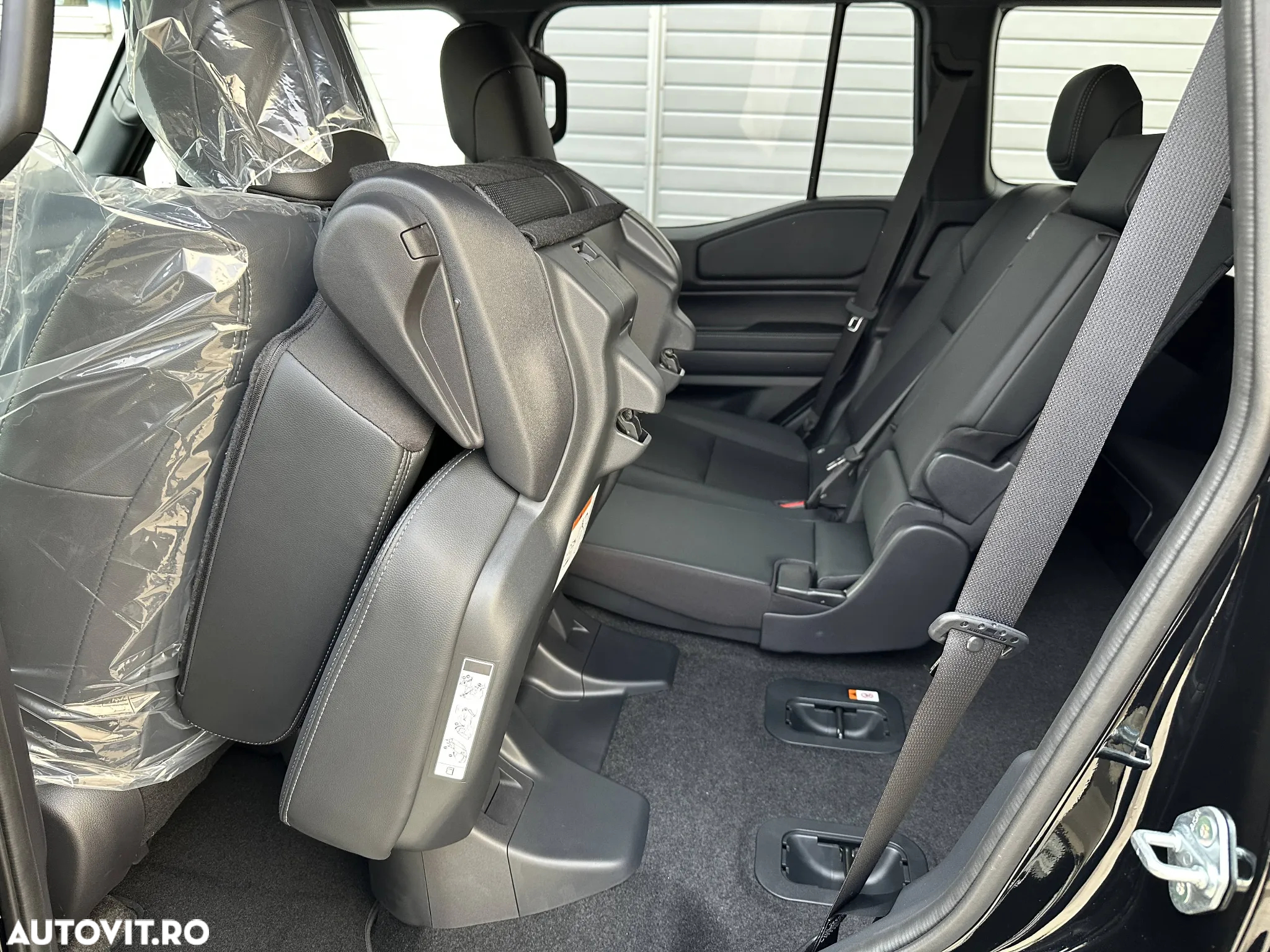 Toyota Land Cruiser 250 2.8l D-4D 204 CP A/T 7 locuri Executive - 16