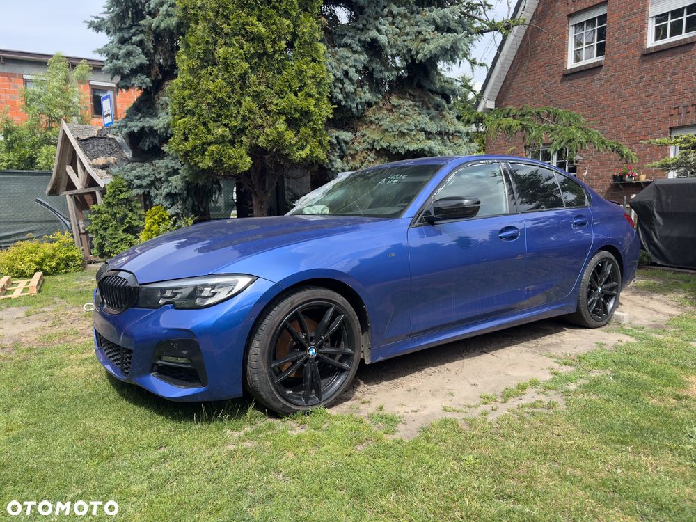 BMW Seria 3 320i Edition M Sport Shadow - 1